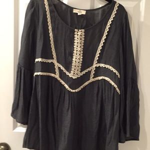 Entro charcoal gray bell sleeved top